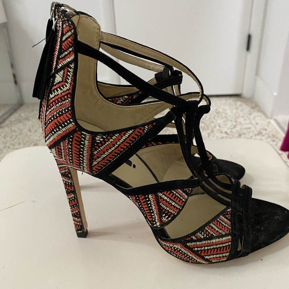 Zara patterned heel